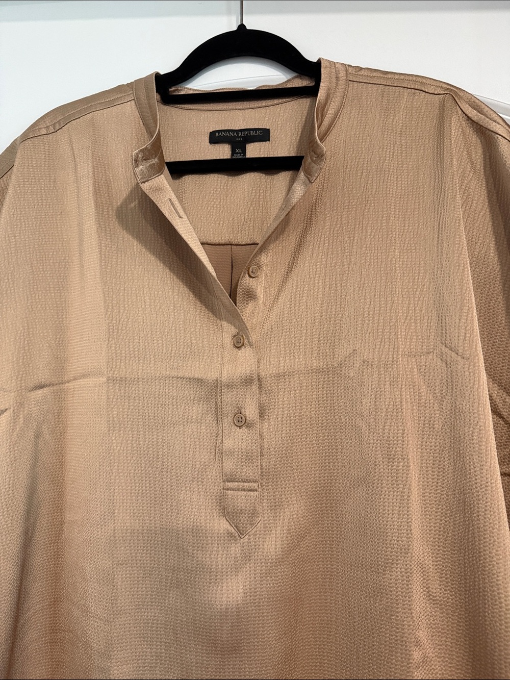 Banana Republic Beige Tan Short-Sleeve Tunic Top work casual Summer - Picture 3 of 4